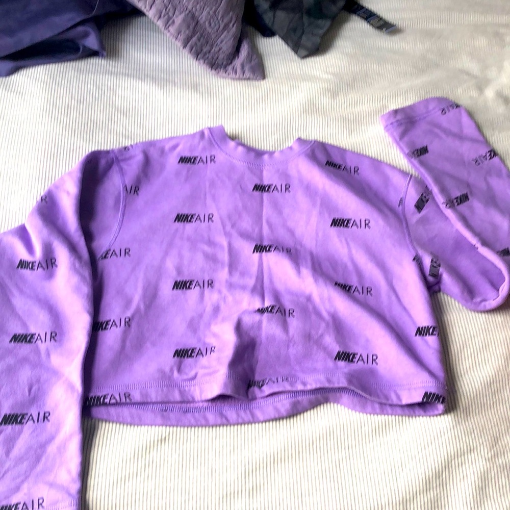 Nike air purple xs workout sweater
